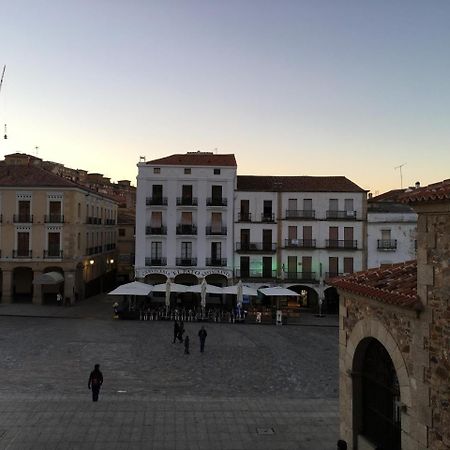 Apartamento Plaza Mayor Caceres Luaran gambar